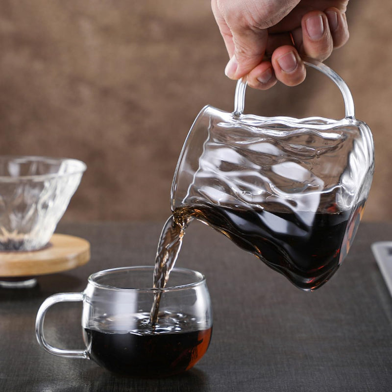 コーヒードリッパー,コーヒーサーバーJIKANNOYA コーヒードリッパー ハンドドリップセット コーヒーサーバー 割れない 高ホウ素シリカガラス材料 耐熱ガラス 直火対応 耐寒性 クルミ材 ドリッパー 電子レンジ·食洗機対応 コーヒー用品 使いやすい 洗いやすい 多用途 家用 喫茶店 1~4杯用 500ml グレー