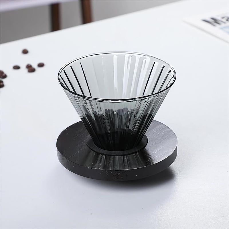 コーヒードリッパー ハンドドリップセット コーヒーサーバー 割れない 高ホウ素シリカガラス材料 耐熱ガラス 直火対応 耐寒性 クルミ材 ドリッパー 透明 電子レンジ·食洗機対応 コーヒー用品 使いやすい 洗いやすい 多用途 家用 喫茶店 1~4杯用 500ml グレー