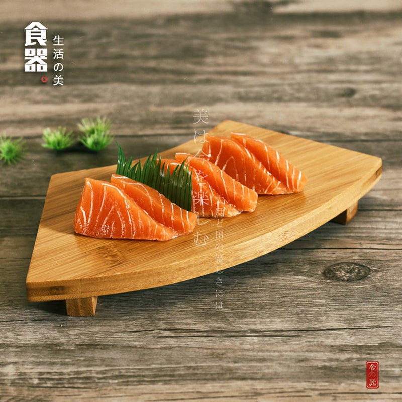 寿司下駄 寿司盛台 ランチプレート 食器 寿司 寿司皿 刺身盛台 和食 寿司プレート 盛器 刺身やお寿司の盛り付けに sushi 刺身盛り合わせ 業務用 飲食店 日本料理 高級料亭 宴会用 家庭用 竹製 扇形 26×12×3cm