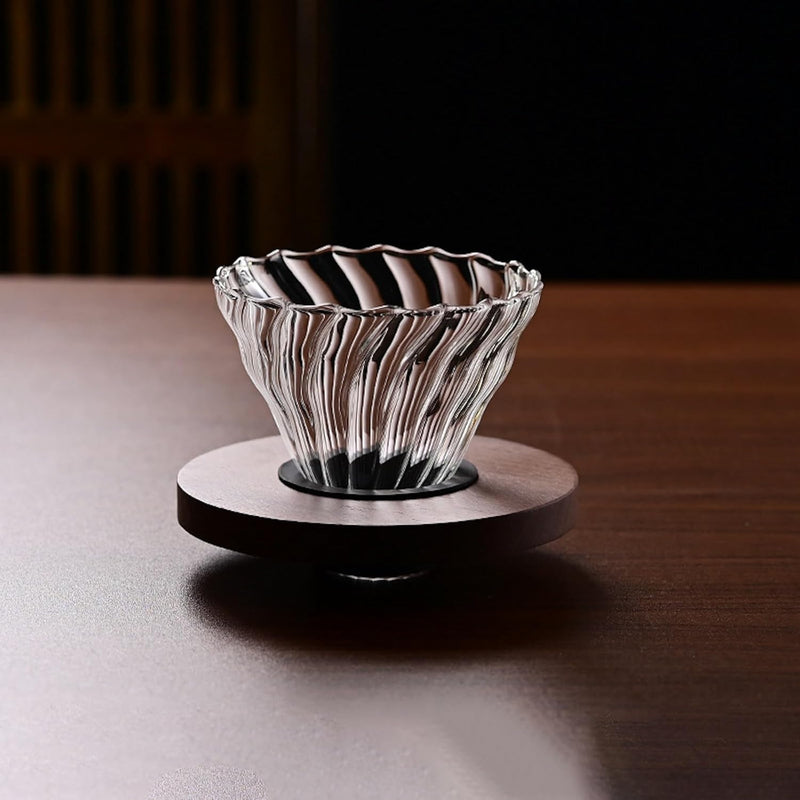 コーヒードリッパー,コーヒーサーバーJIKANNOYA コーヒーサーバー コーヒードリッパー ハンドドリップセット 割れない コーヒー サーバー 高ホウ素シリカガラス材料 耐熱ガラス 直火対応 耐寒性 透明 蓋付き 木製ハンドル 電子レンジ·食洗機対応 目盛り付き コーヒー用品 使いやすい 洗いやすい 多用途 家用 喫茶店 1~4杯用 500ml